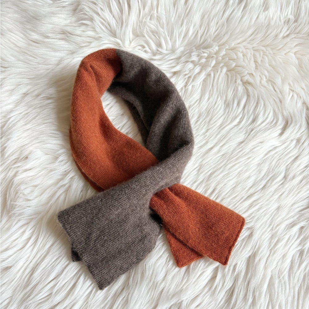 Cashmere scarf